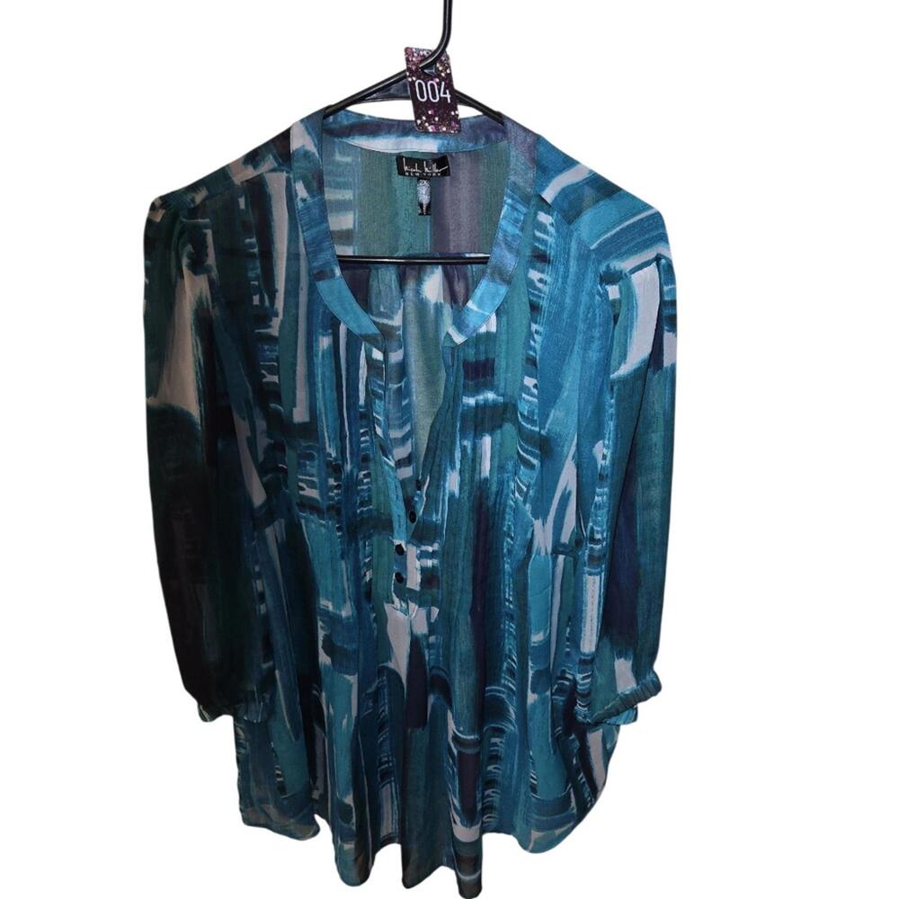 Nicole Miller Women's Abstract Patterned Blouse with Button Detail‎